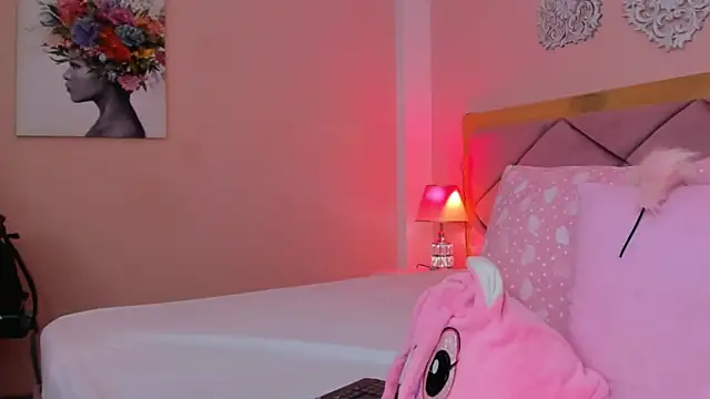 ChloeLaurentt's cam snapshot