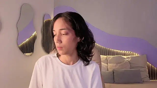 hot_little_bunny's cam snapshot