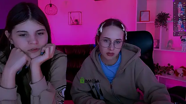 gloria_bubble's cam snapshot