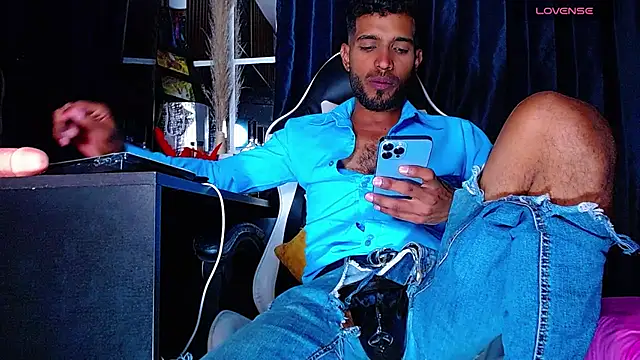 the_dog_lian's cam snapshot