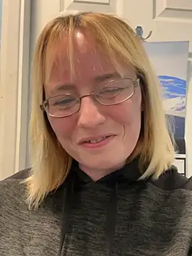 tinkerbellfairy12's cam snapshot