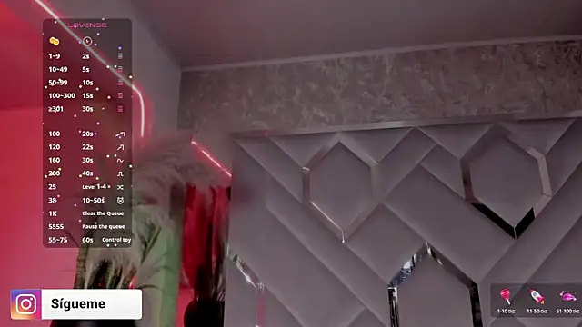 Sara_Foxx1's cam snapshot