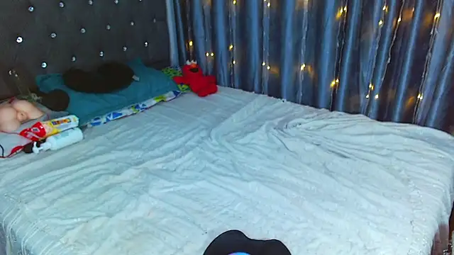 Kenisha_Sweet live sex cam