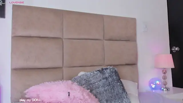 ashleycurvyy's cam snapshot