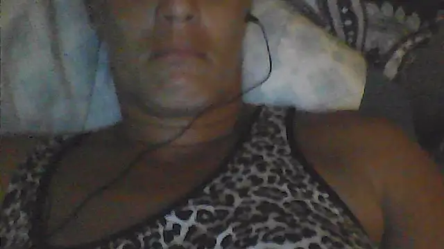 sarahkat86's cam snapshot