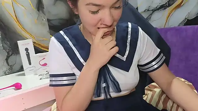 lilimini032's cam snapshot