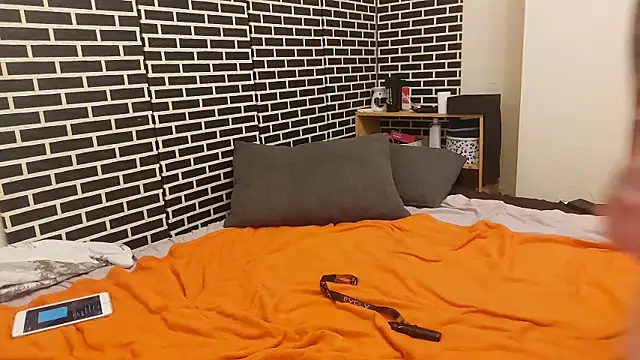 Spatgirl's cam snapshot