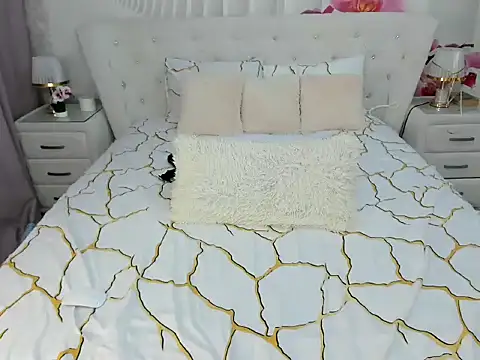 HottieSweetBritney's cam snapshot