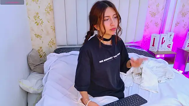 Celeste_Clarke's cam snapshot