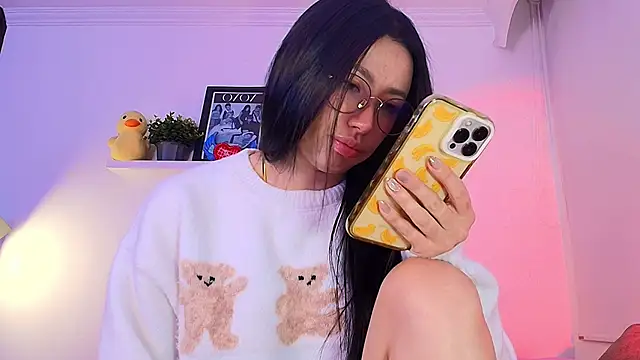 lilyy_evanss's cam snapshot