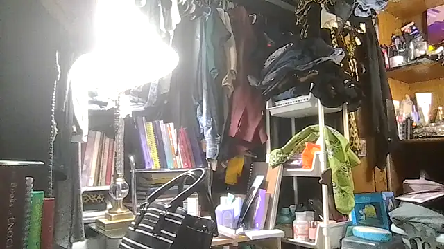 ShysluutGia's cam snapshot