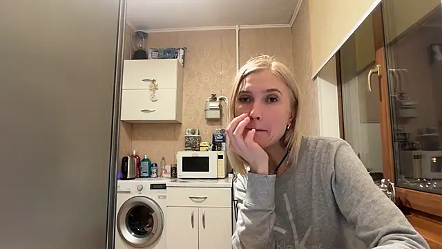 AngelJeni's cam snapshot