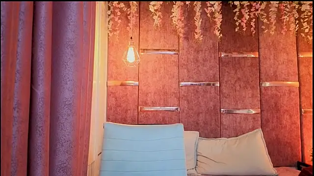 AuroraLanee_'s cam snapshot