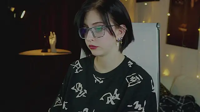 ElenaSomerhalder live sex cam