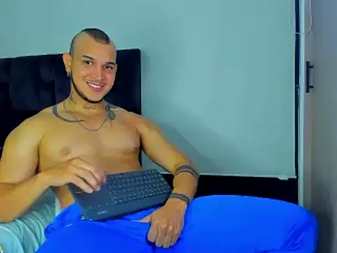 austinoficial's cam snapshot