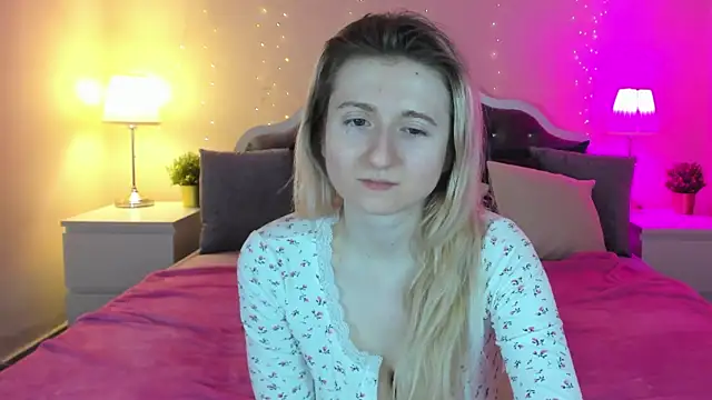 CamillaDreamer's cam snapshot