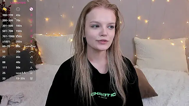 MicheleHonas's cam snapshot