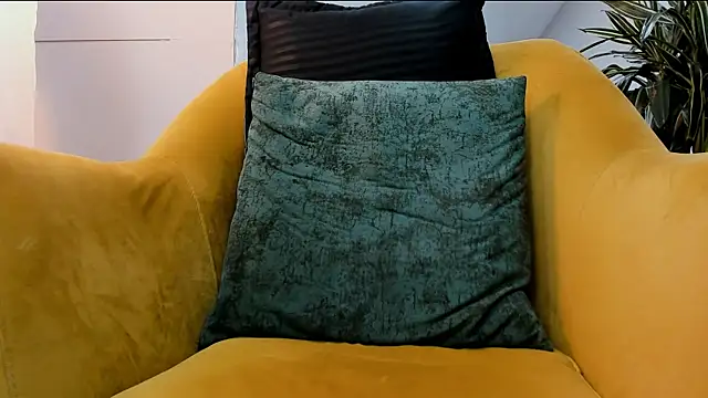 roan_birkin live sex cam