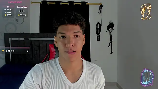 Maximiliano_Khalil live sex cam