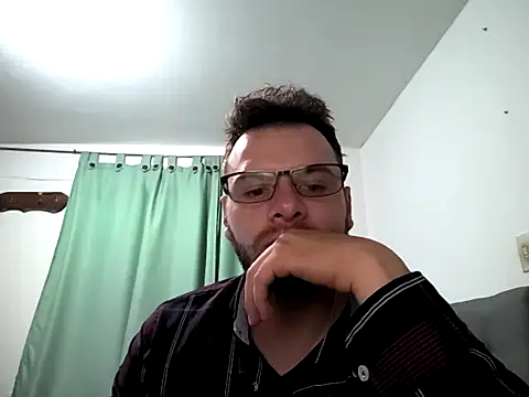 Baphomet212341's cam snapshot