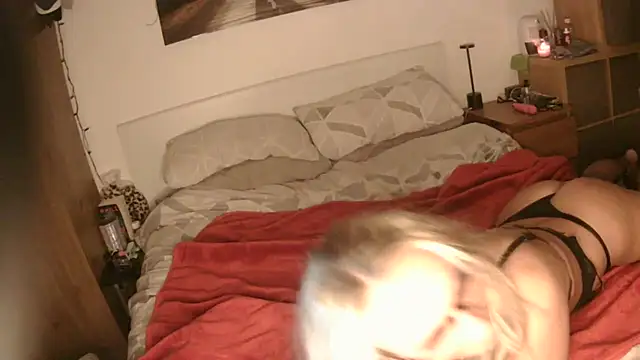 xx_spiceycouple_xx's cam snapshot