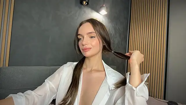 litlle_angelll's cam snapshot