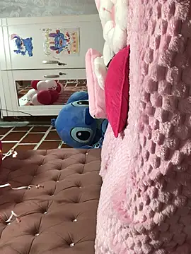 Rachellcooperrr's cam snapshot