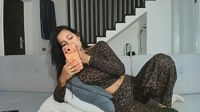 Gabrielaaxxx's cam snapshot