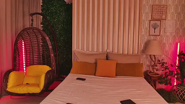 MadilynFox's cam snapshot