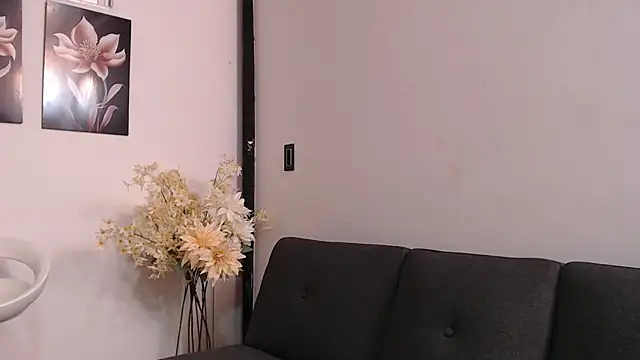 pinky_f00x's cam snapshot