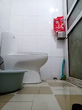 July-Asian's cam snapshot