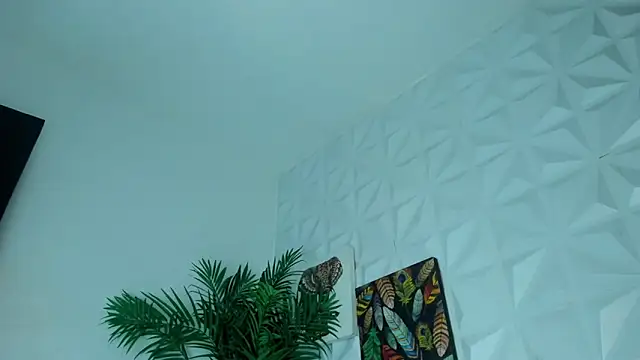 Hellen_Sky's cam snapshot