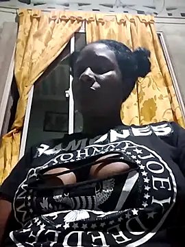 sofia-03's cam snapshot