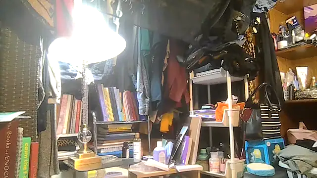 ShysluutGia's cam snapshot