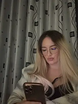 mollyxxx's cam snapshot