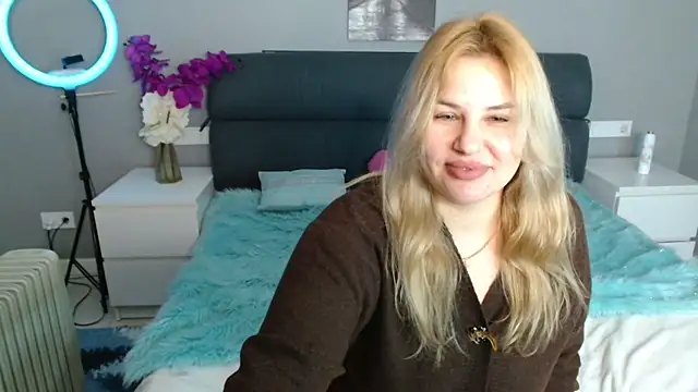 Passion-Blondy's cam snapshot