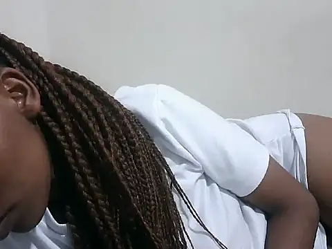 prettybeee's cam snapshot