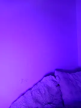 iamlalamilano's cam snapshot