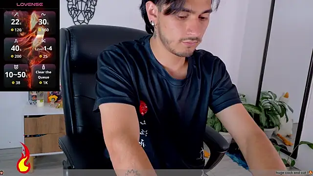 Elian_savoy live sex cam