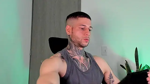 _jamesleandros1 live sex cam