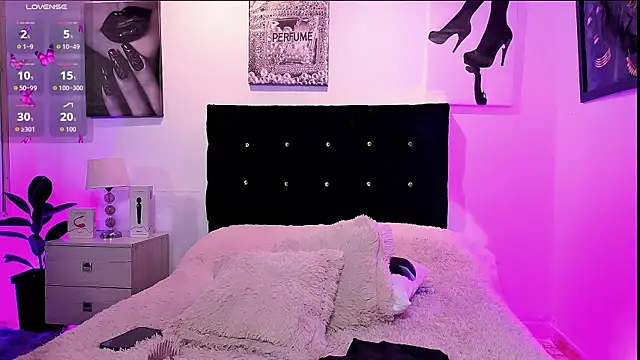 Megan_Do_Santos live sex cam