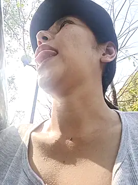 2HotAsain4u live sex cam