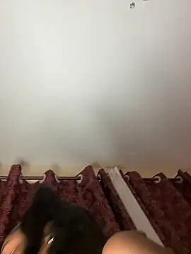 Ruthlessvee live sex cam