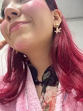 Mia_Juicyberry's cam snapshot