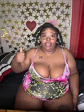 Chocolatebunnyxx96's cam snapshot