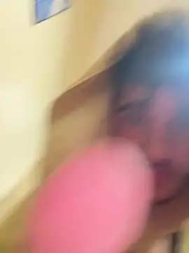 spidersA live sex cam