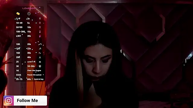 Sara_Foxx1's cam snapshot