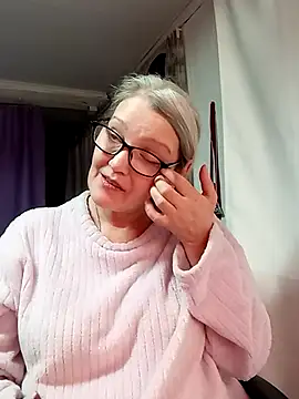 irinamaux live sex cam