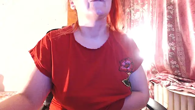 NymphoQueenn's cam snapshot