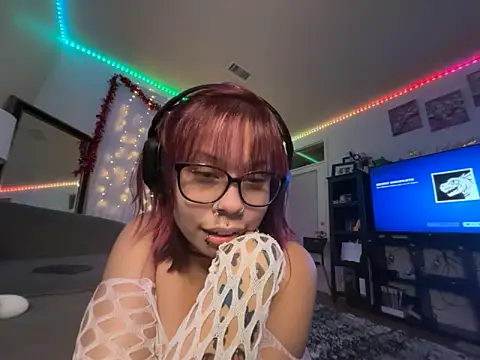 moan4mona's cam snapshot